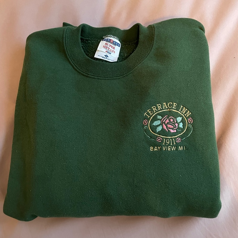 Vintage rose crewneck